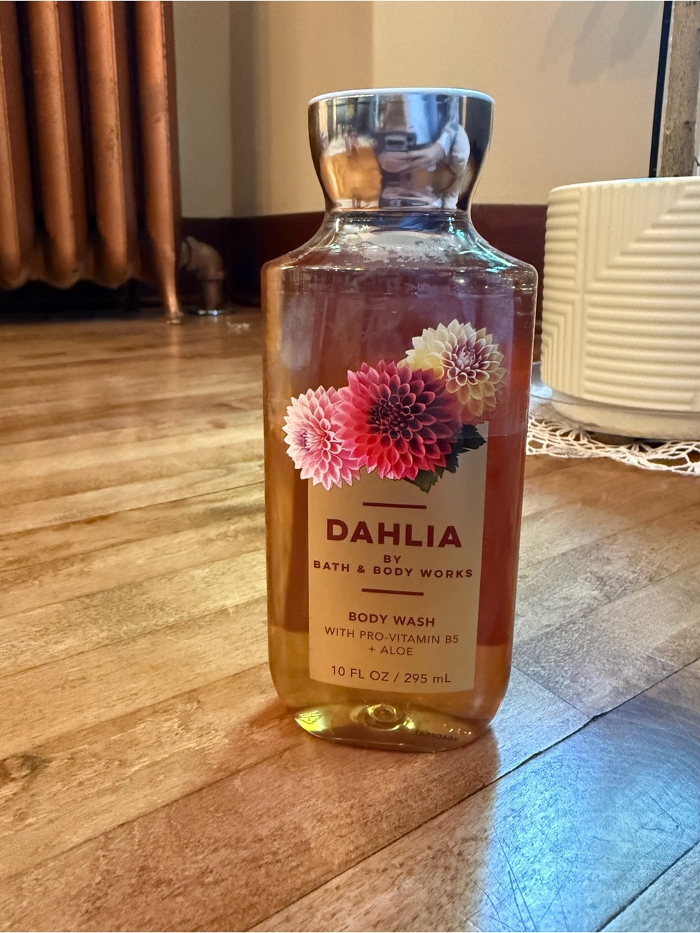 Bath & Body Works Dahlia Body Wash - Amber